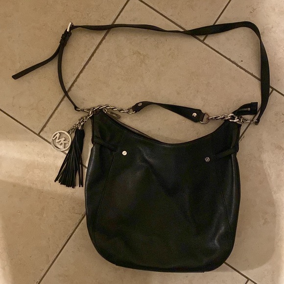 Michael Kors - black purse with chain. In excellent condition! - Picture 3 of 4